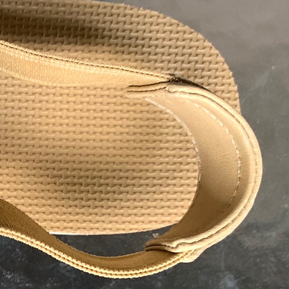 "Teva" southwest platform sandal. 8, EUC - Picture 13 of 14